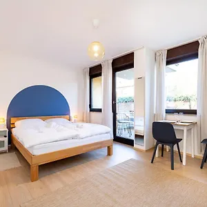  Apartment Nettes Mit Terrasse